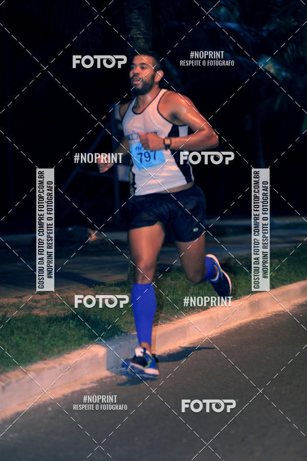 Buy your photos of the eventNight Run 5K 10K Praia Grande on Fotop