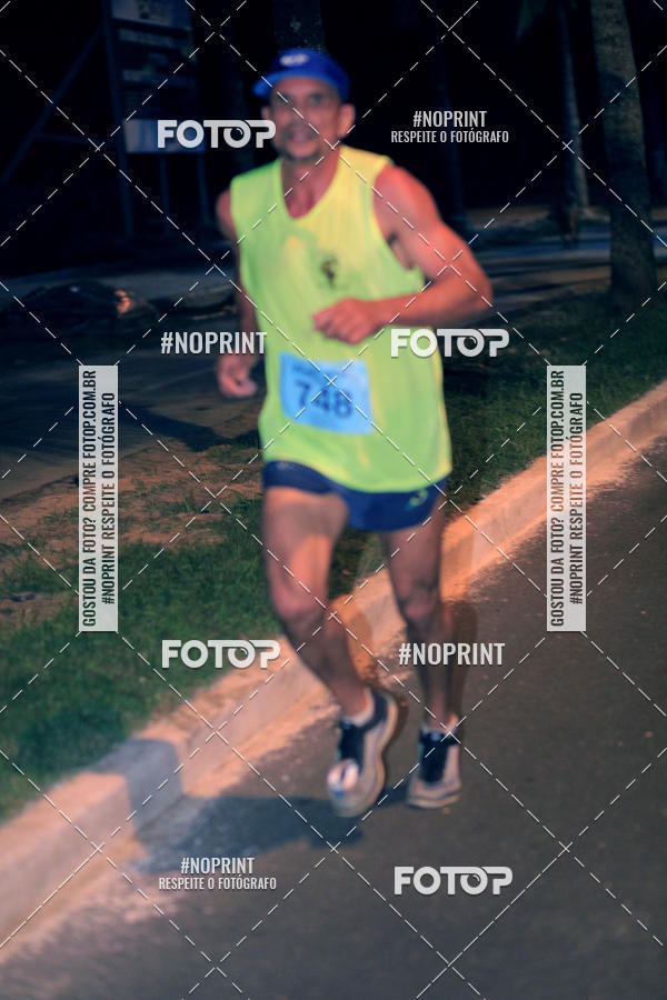Buy your photos of the eventNight Run 5K 10K Praia Grande on Fotop