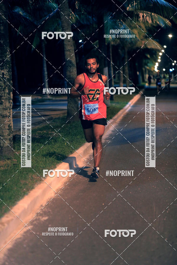 Buy your photos of the eventNight Run 5K 10K Praia Grande on Fotop