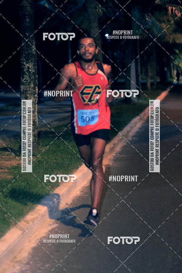 Buy your photos of the eventNight Run 5K 10K Praia Grande on Fotop