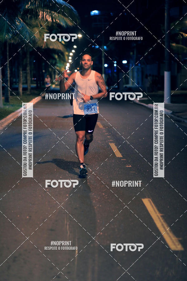 Buy your photos of the eventNight Run 5K 10K Praia Grande on Fotop