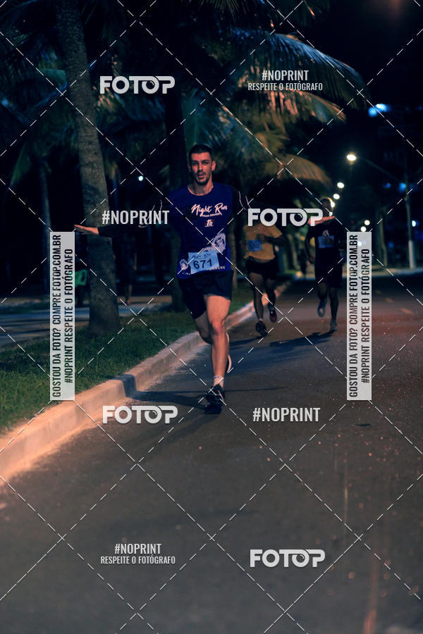 Buy your photos of the eventNight Run 5K 10K Praia Grande on Fotop