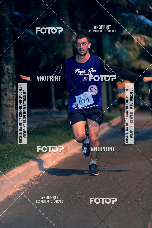 Buy your photos of the eventNight Run 5K 10K Praia Grande on Fotop