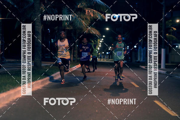 Buy your photos of the eventNight Run 5K 10K Praia Grande on Fotop
