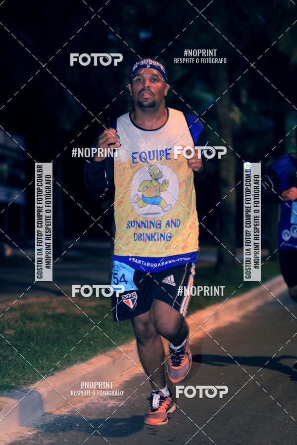 Buy your photos of the eventNight Run 5K 10K Praia Grande on Fotop