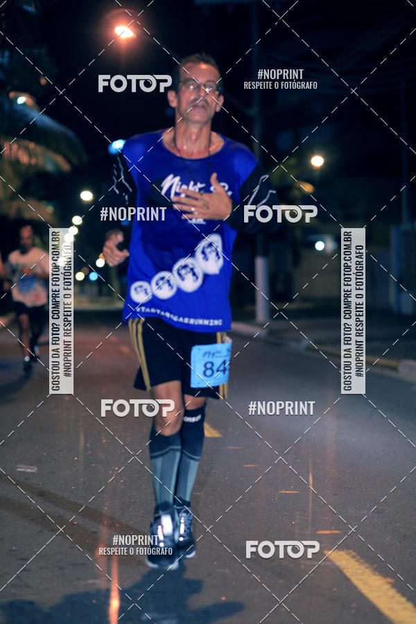 Buy your photos of the eventNight Run 5K 10K Praia Grande on Fotop