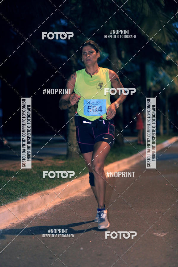 Buy your photos of the eventNight Run 5K 10K Praia Grande on Fotop