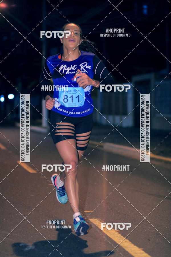 Buy your photos of the eventNight Run 5K 10K Praia Grande on Fotop