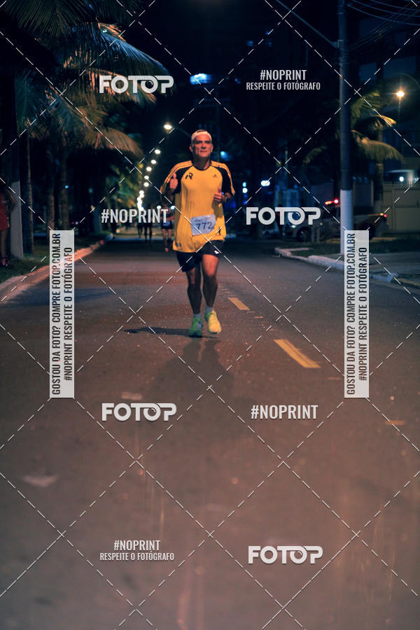Buy your photos of the eventNight Run 5K 10K Praia Grande on Fotop