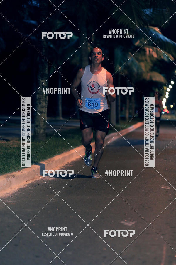 Buy your photos of the eventNight Run 5K 10K Praia Grande on Fotop