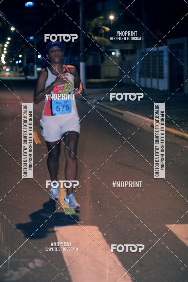 Buy your photos of the eventNight Run 5K 10K Praia Grande on Fotop