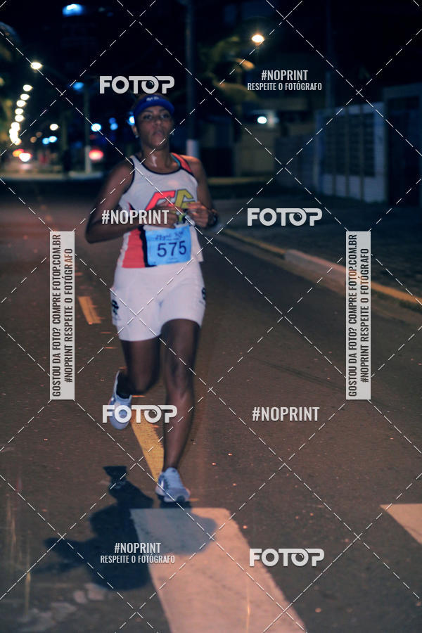 Buy your photos of the eventNight Run 5K 10K Praia Grande on Fotop