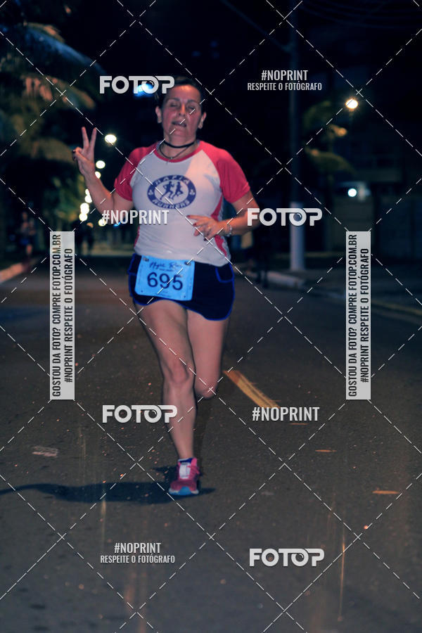 Buy your photos of the eventNight Run 5K 10K Praia Grande on Fotop