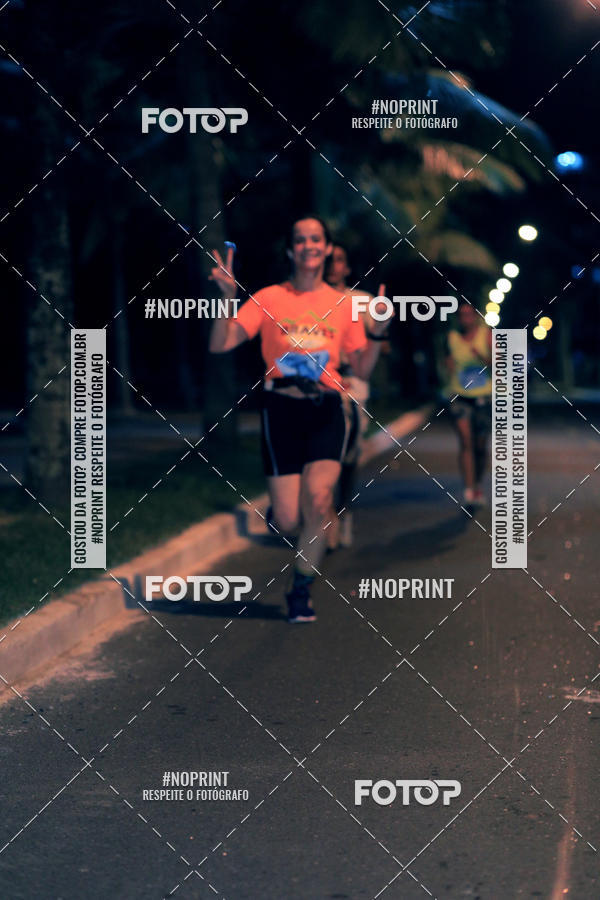 Buy your photos of the eventNight Run 5K 10K Praia Grande on Fotop