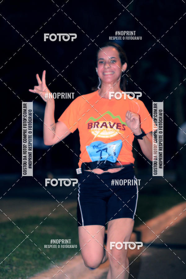 Buy your photos of the eventNight Run 5K 10K Praia Grande on Fotop