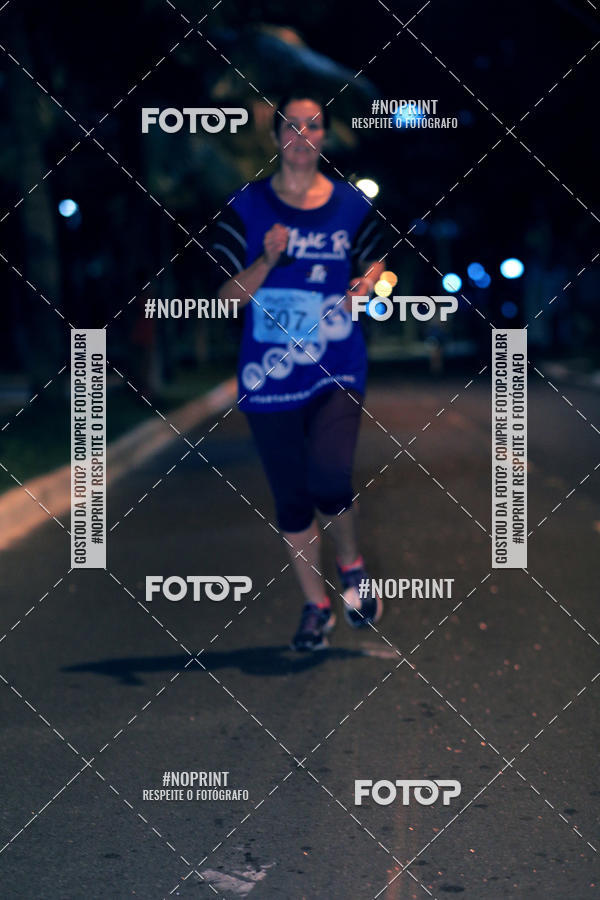 Buy your photos of the eventNight Run 5K 10K Praia Grande on Fotop
