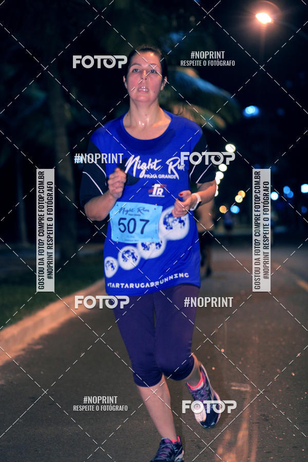 Buy your photos of the eventNight Run 5K 10K Praia Grande on Fotop