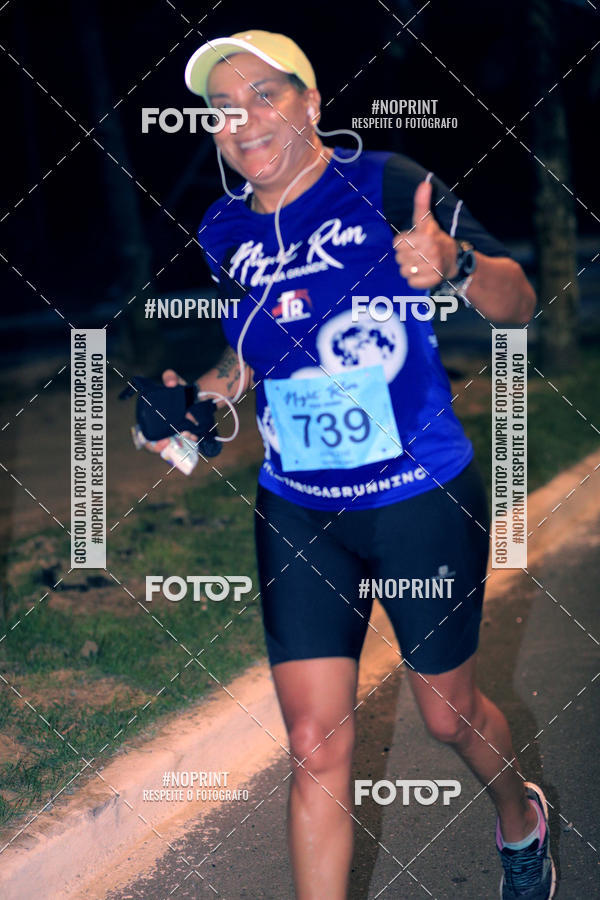 Buy your photos of the eventNight Run 5K 10K Praia Grande on Fotop