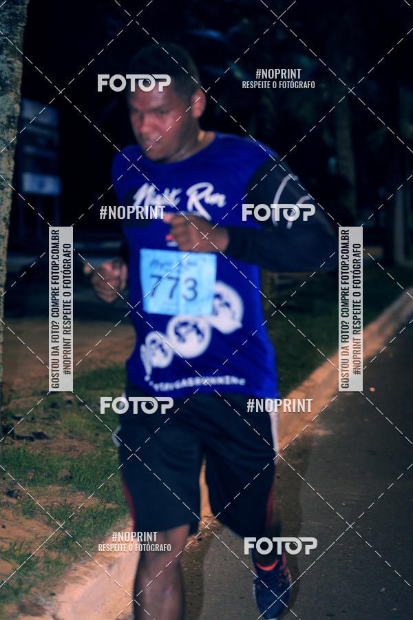 Buy your photos of the eventNight Run 5K 10K Praia Grande on Fotop
