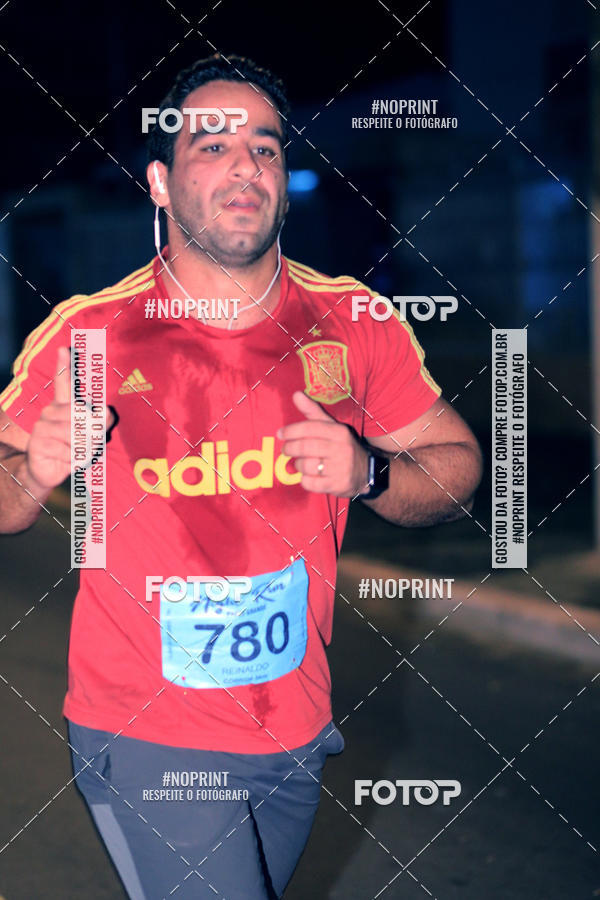 Buy your photos of the eventNight Run 5K 10K Praia Grande on Fotop