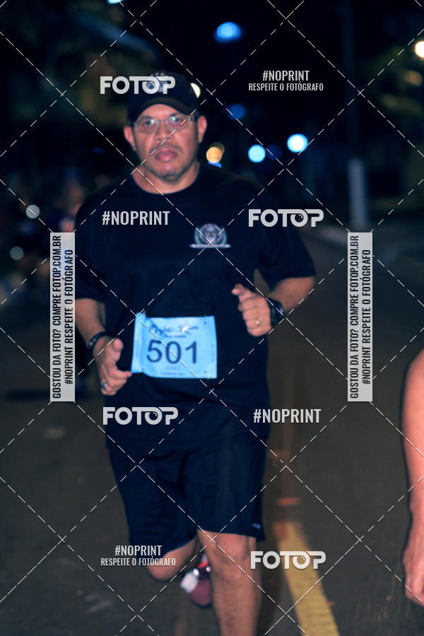 Buy your photos of the eventNight Run 5K 10K Praia Grande on Fotop