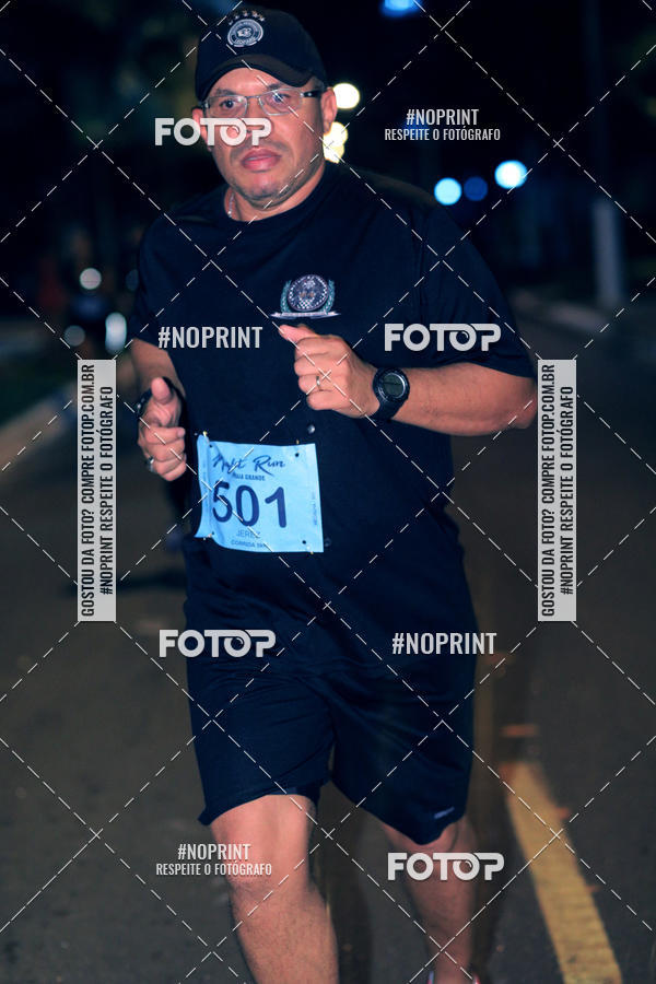 Buy your photos of the eventNight Run 5K 10K Praia Grande on Fotop
