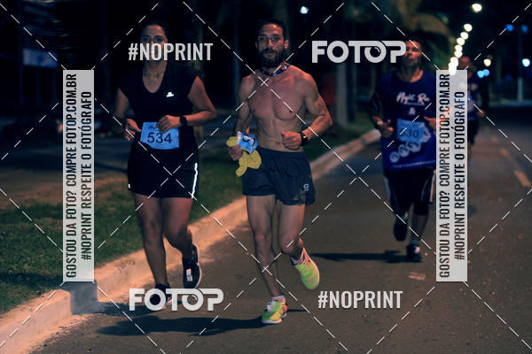 Buy your photos of the eventNight Run 5K 10K Praia Grande on Fotop