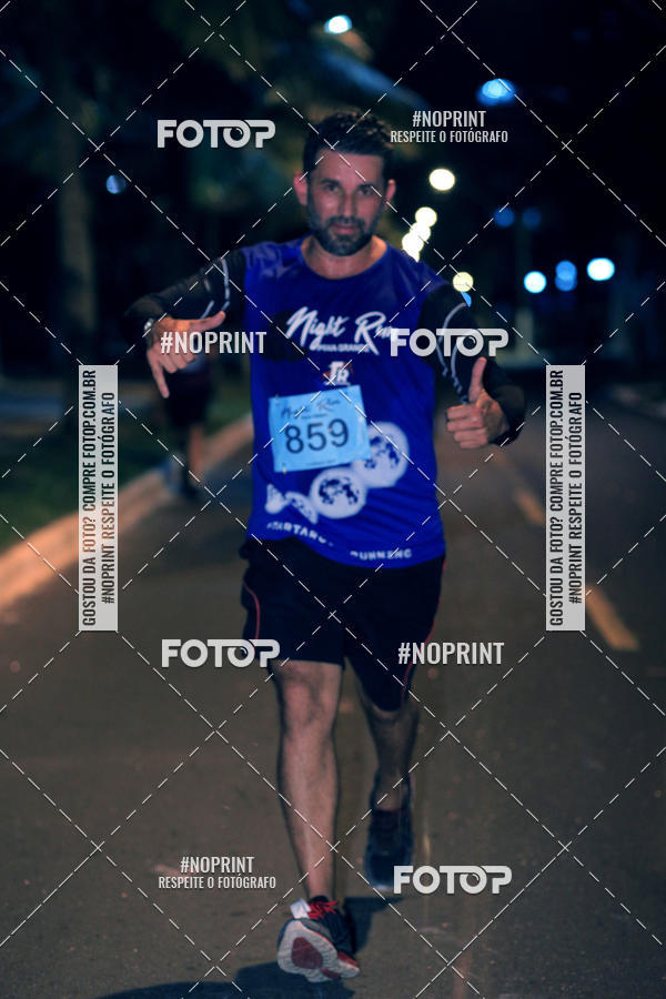 Buy your photos of the eventNight Run 5K 10K Praia Grande on Fotop