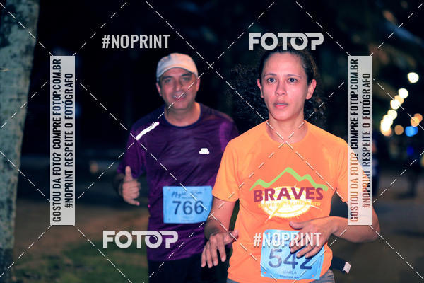 Buy your photos of the eventNight Run 5K 10K Praia Grande on Fotop