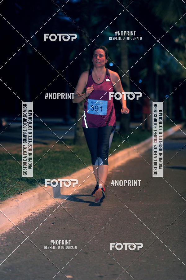 Buy your photos of the eventNight Run 5K 10K Praia Grande on Fotop
