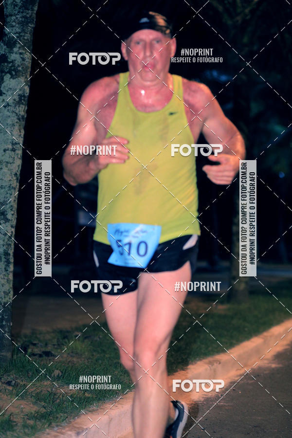 Buy your photos of the eventNight Run 5K 10K Praia Grande on Fotop