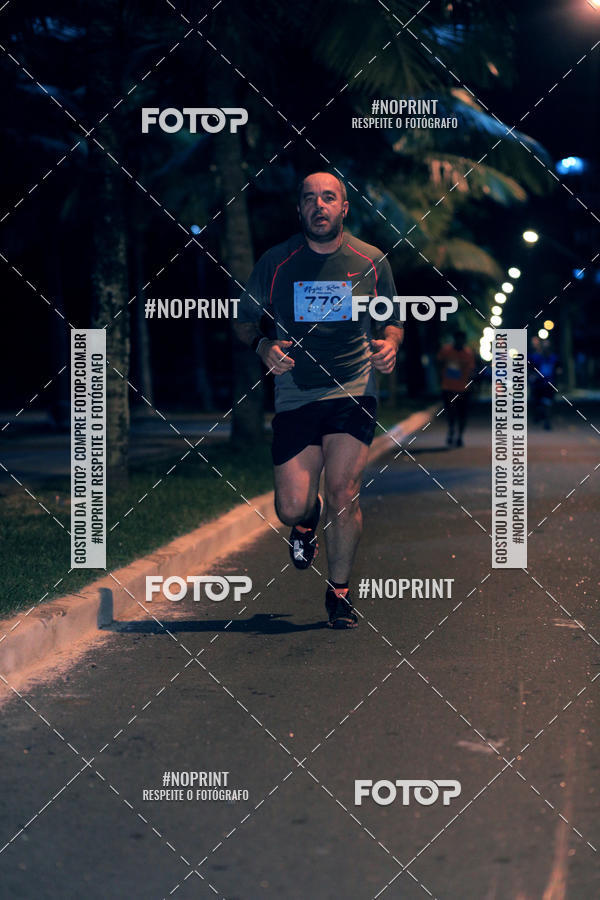 Buy your photos of the eventNight Run 5K 10K Praia Grande on Fotop