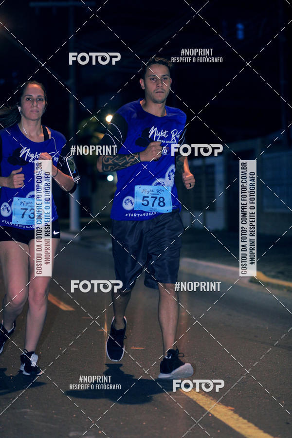 Buy your photos of the eventNight Run 5K 10K Praia Grande on Fotop
