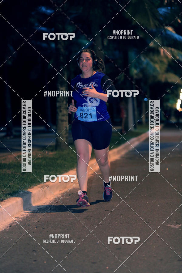 Buy your photos of the eventNight Run 5K 10K Praia Grande on Fotop