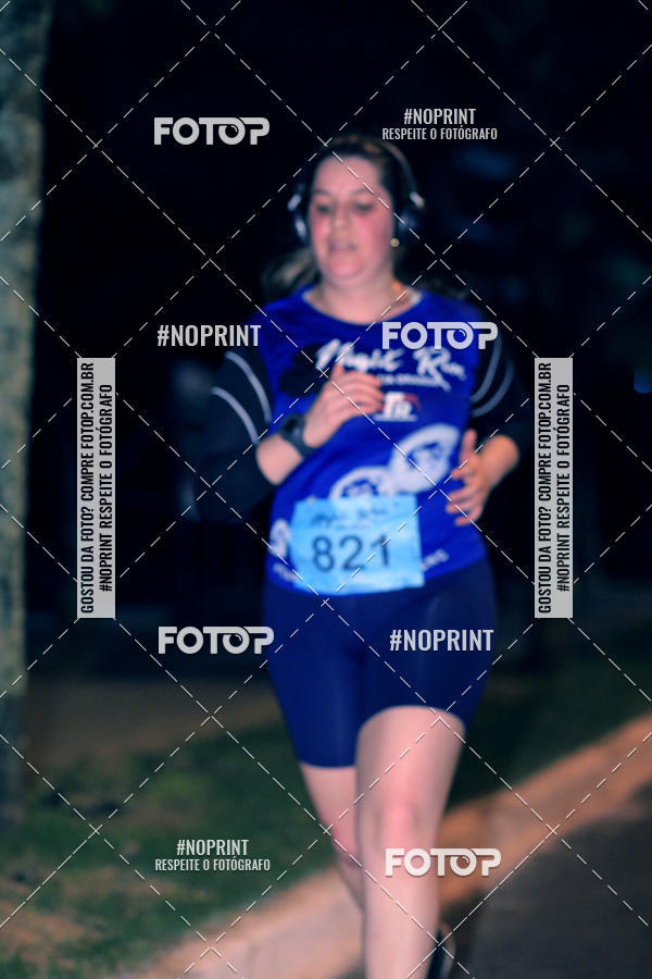 Buy your photos of the eventNight Run 5K 10K Praia Grande on Fotop