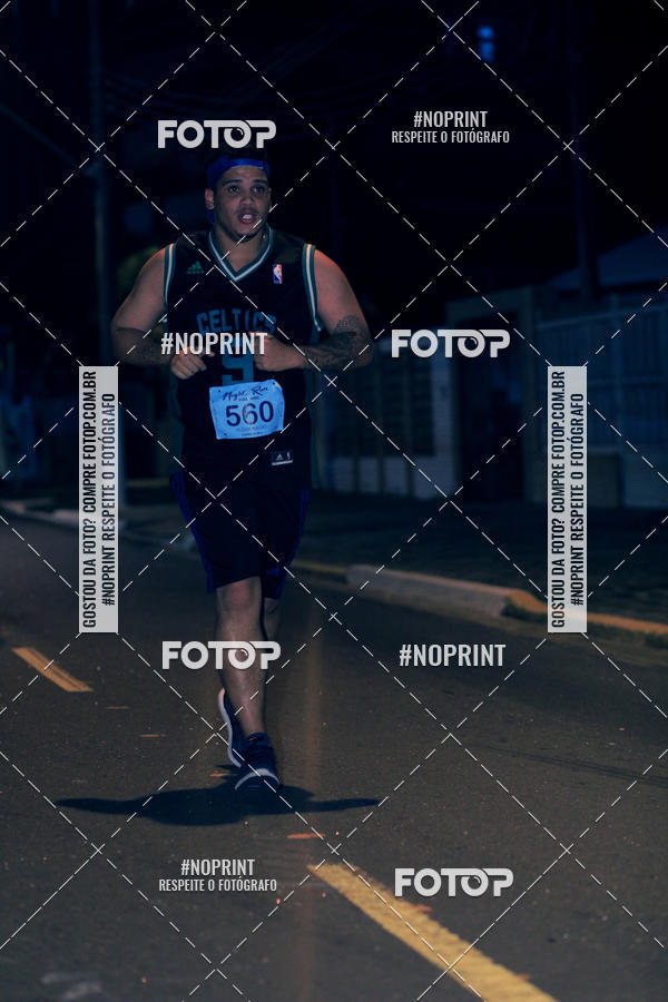 Buy your photos of the eventNight Run 5K 10K Praia Grande on Fotop