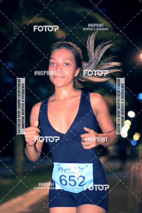 Buy your photos of the eventNight Run 5K 10K Praia Grande on Fotop