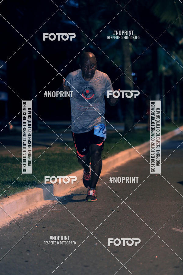 Buy your photos of the eventNight Run 5K 10K Praia Grande on Fotop