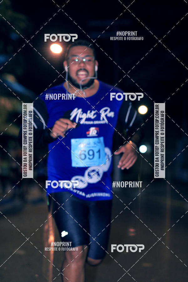 Buy your photos of the eventNight Run 5K 10K Praia Grande on Fotop