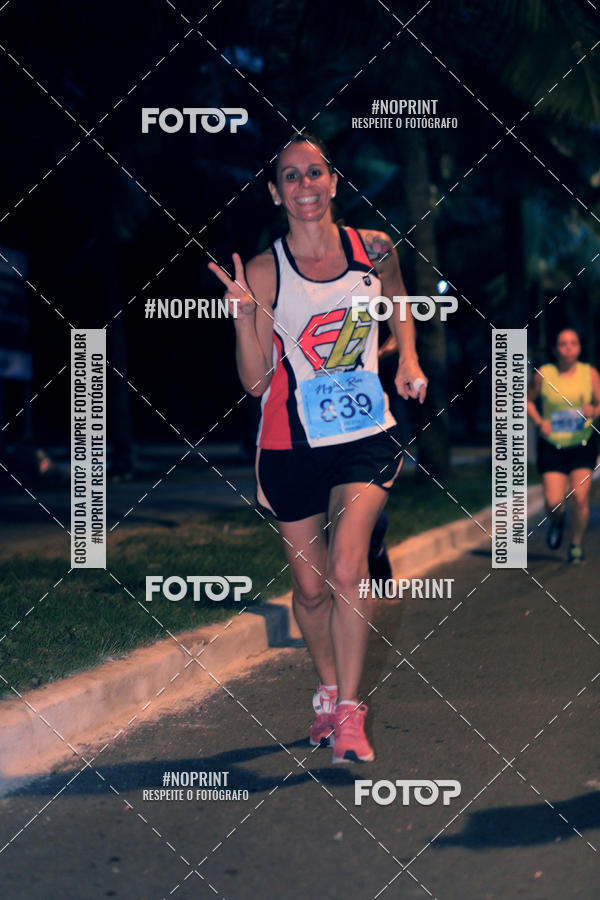 Buy your photos of the eventNight Run 5K 10K Praia Grande on Fotop