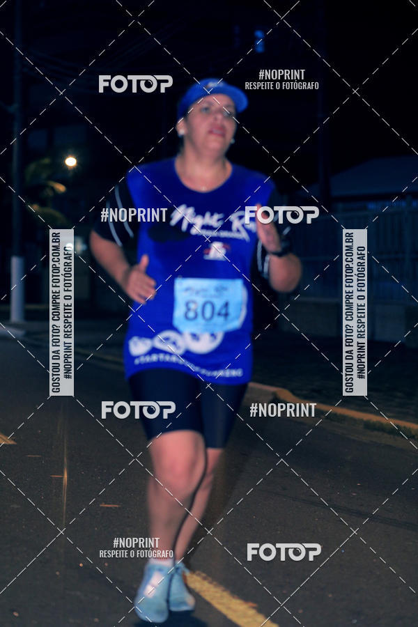 Buy your photos of the eventNight Run 5K 10K Praia Grande on Fotop
