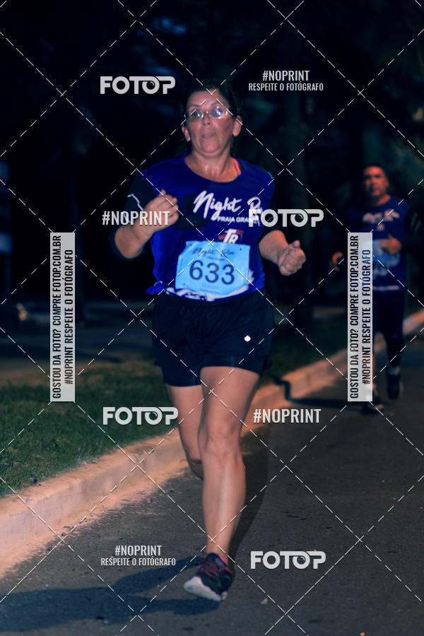 Buy your photos of the eventNight Run 5K 10K Praia Grande on Fotop