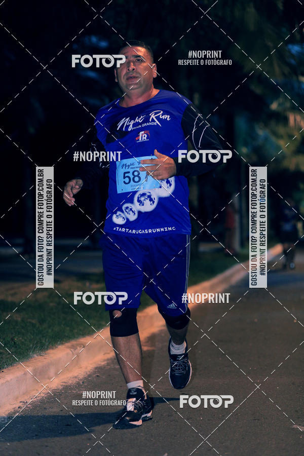 Buy your photos of the eventNight Run 5K 10K Praia Grande on Fotop