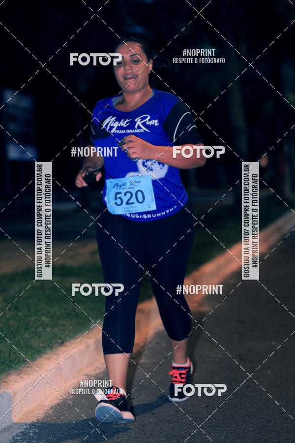 Buy your photos of the eventNight Run 5K 10K Praia Grande on Fotop
