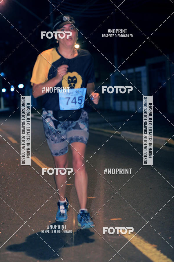 Buy your photos of the eventNight Run 5K 10K Praia Grande on Fotop