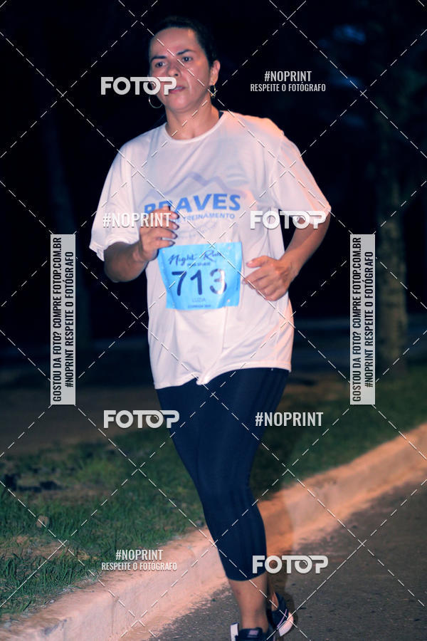 Buy your photos of the eventNight Run 5K 10K Praia Grande on Fotop