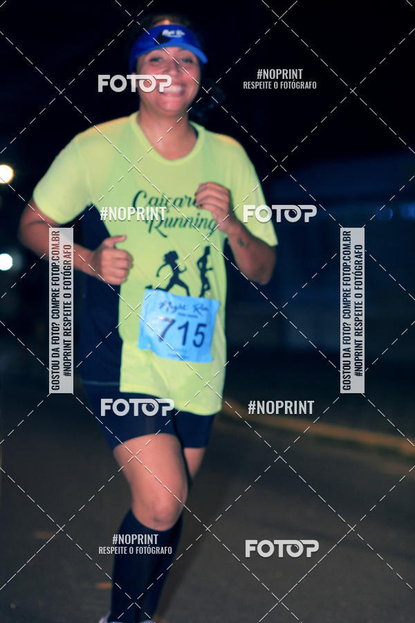 Buy your photos of the eventNight Run 5K 10K Praia Grande on Fotop