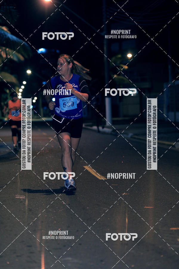 Buy your photos of the eventNight Run 5K 10K Praia Grande on Fotop