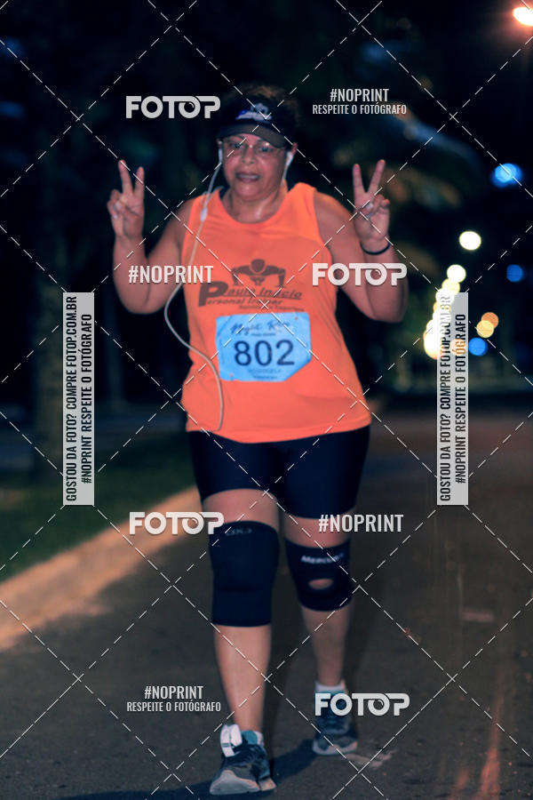 Buy your photos of the eventNight Run 5K 10K Praia Grande on Fotop