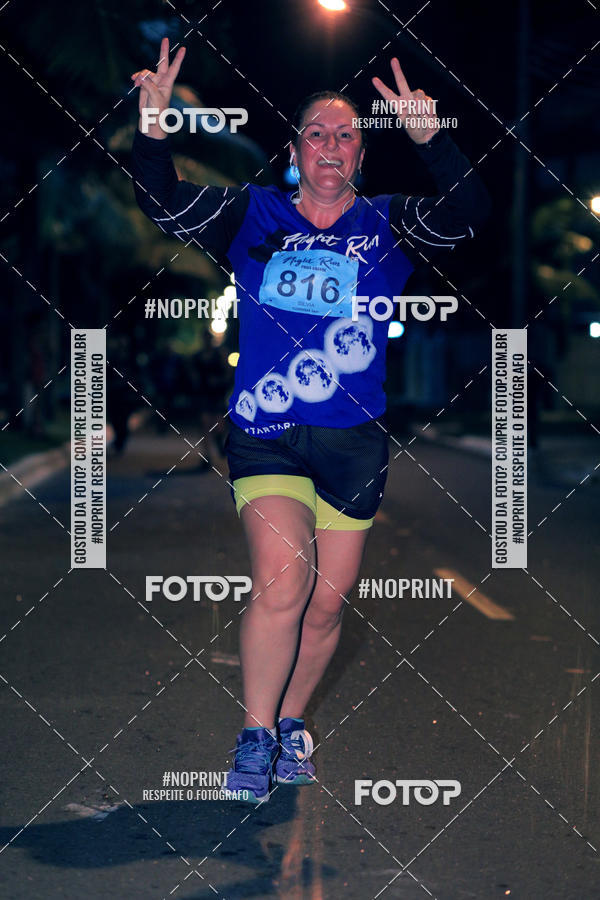 Buy your photos of the eventNight Run 5K 10K Praia Grande on Fotop